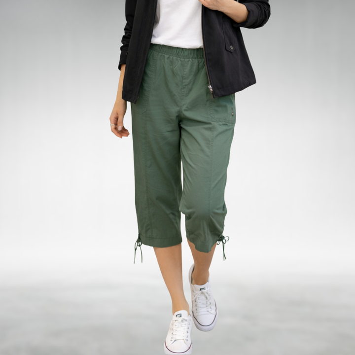 Amalia | Relaxed Fit Capri Trousers