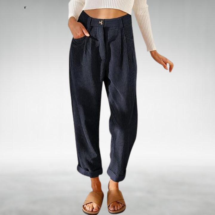Emanuela | Capri Trousers with a Relaxed Fit