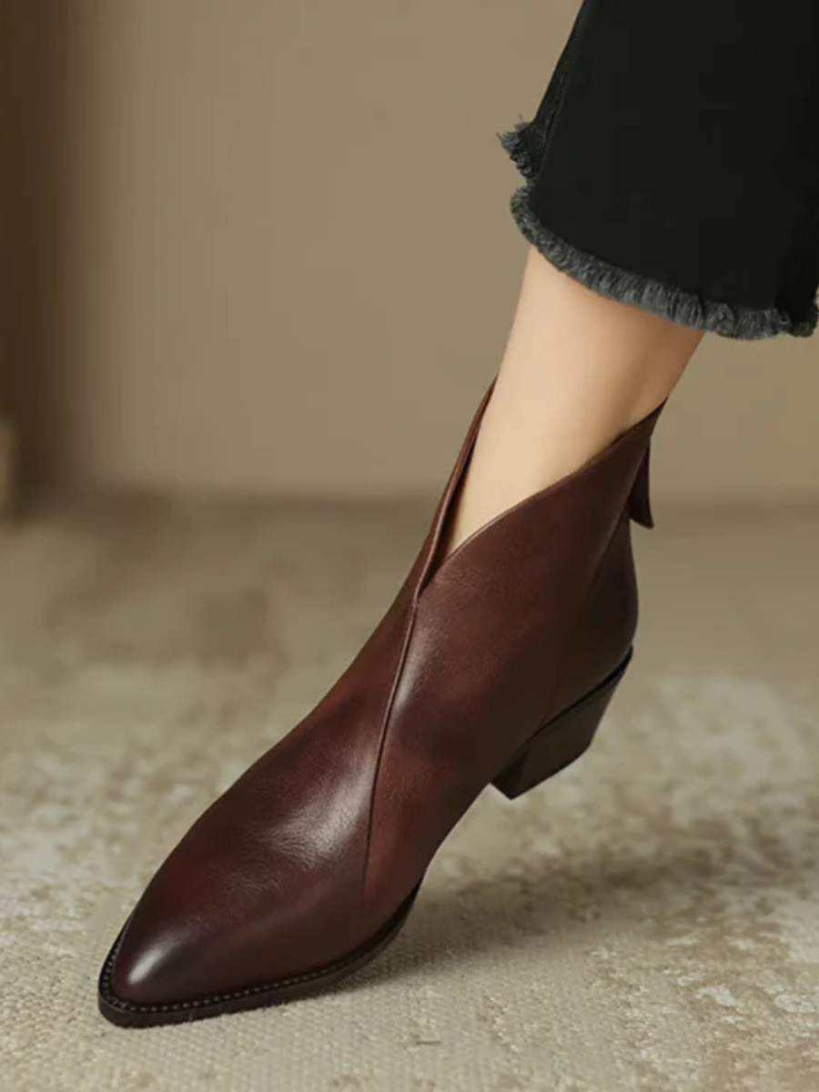 Dafne | Low Heel Ankle Boots