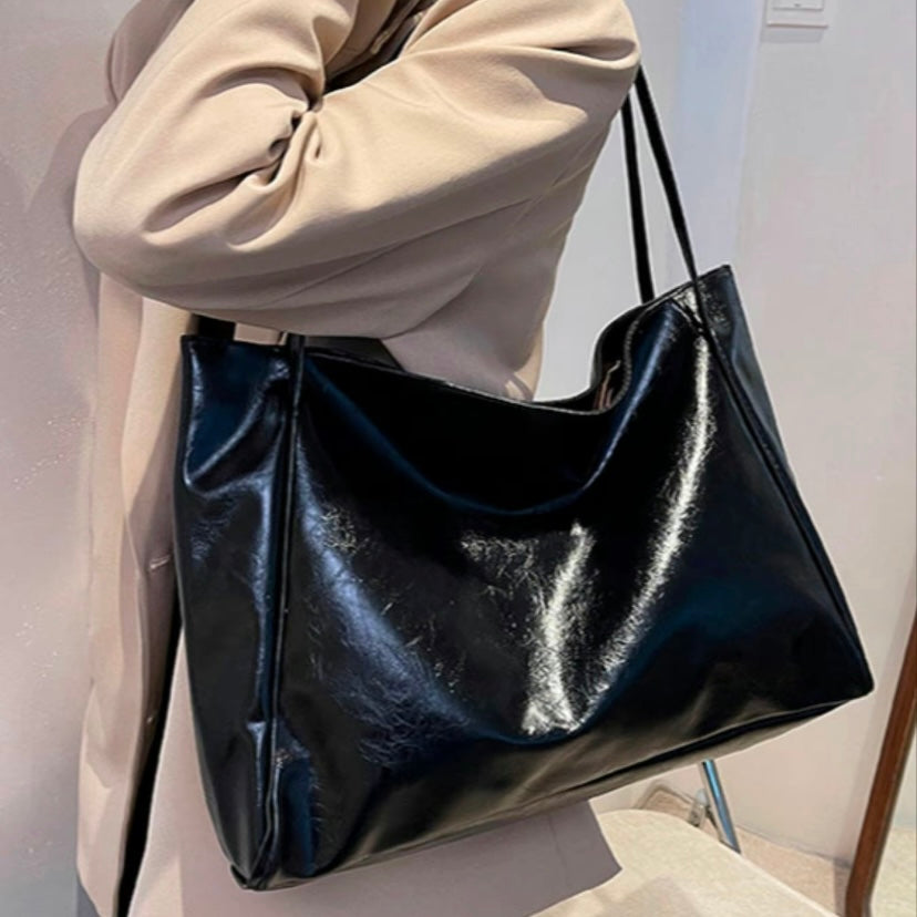 Gelsomina | Glossy Leather Handbag
