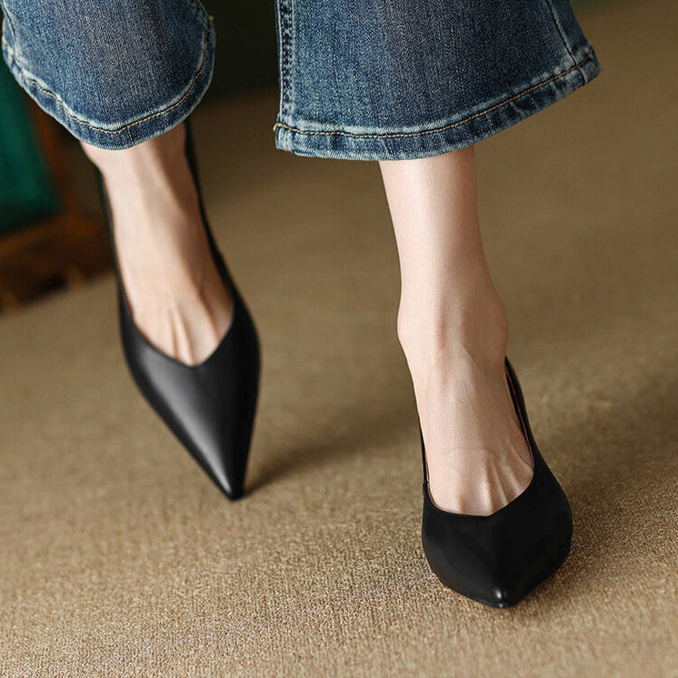 Regina | Elegant Pumps