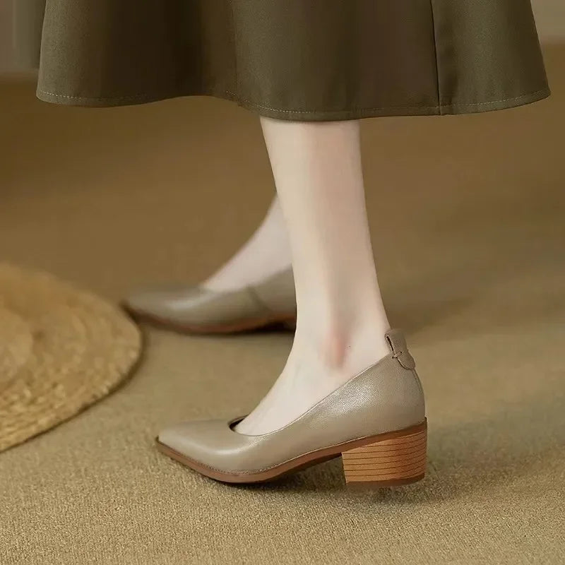 Lucia | Classic Pumps
