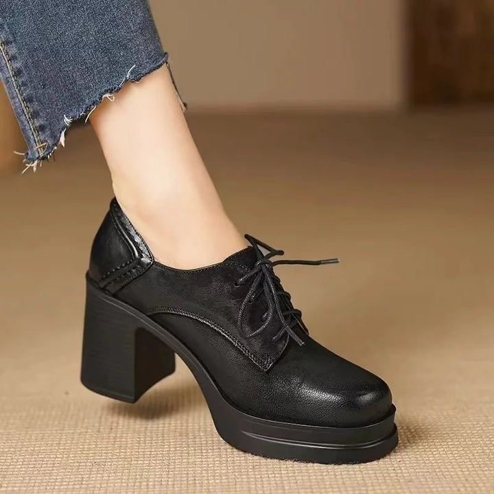 Carla | Classic Pumps