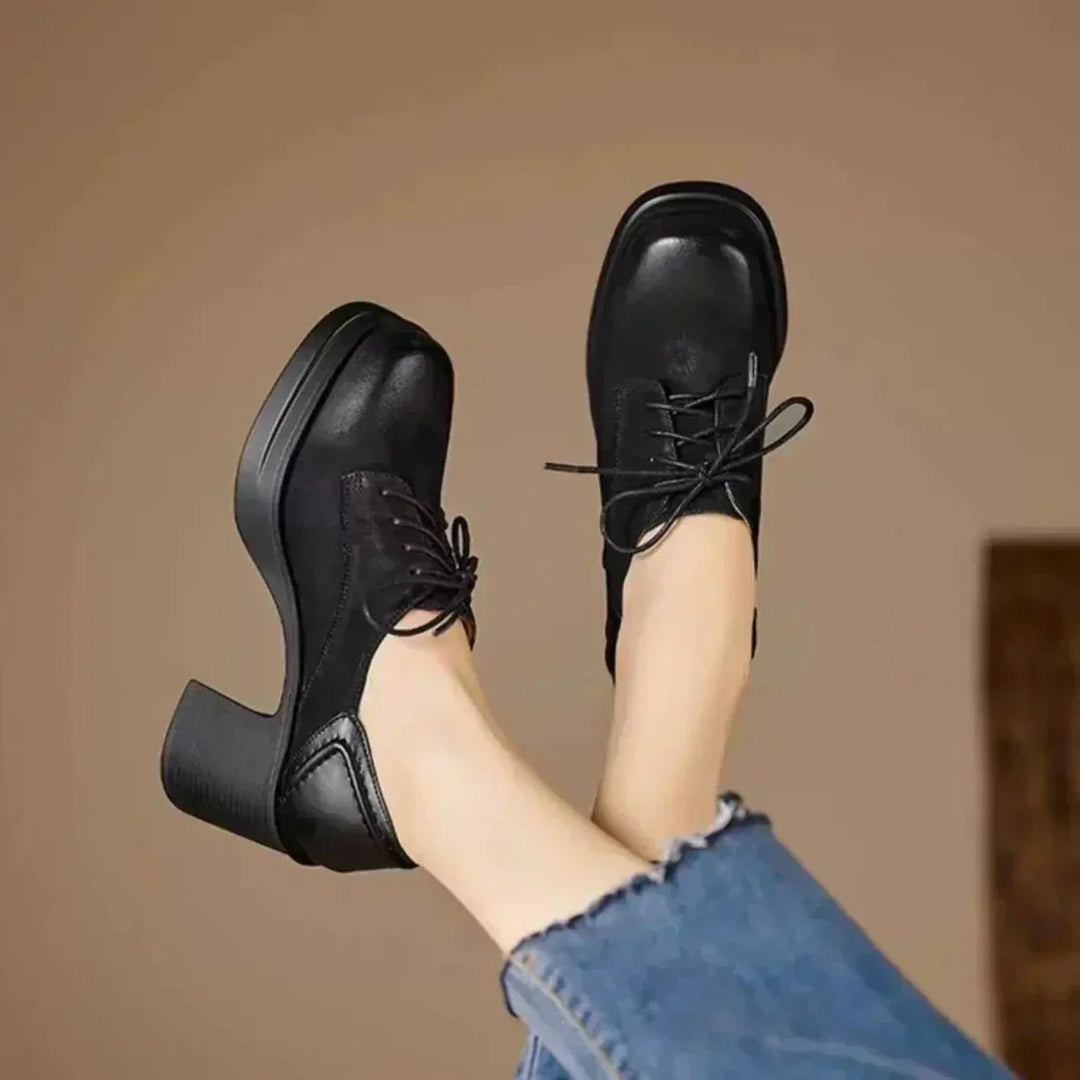 Carla | Classic Pumps