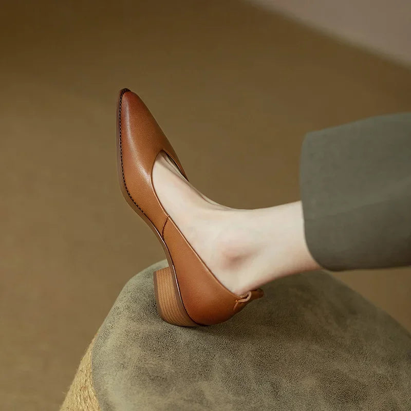 Lucia | Classic Pumps