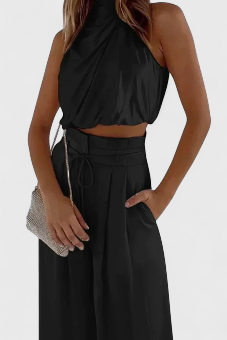Manuela Minimalist Set: Tailored Top with Pleated Palazzo Trousers