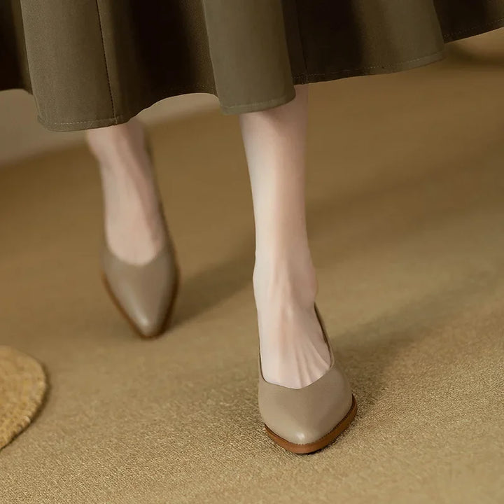 Lucia | Classic Pumps