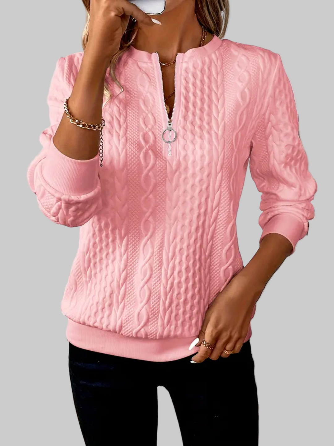Giada | Women's Cable-Knit Zip Sweater