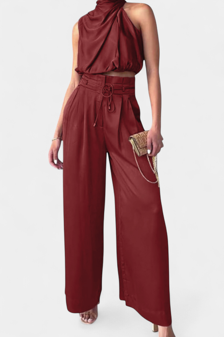 Manuela Minimalist Set: Tailored Top with Pleated Palazzo Trousers