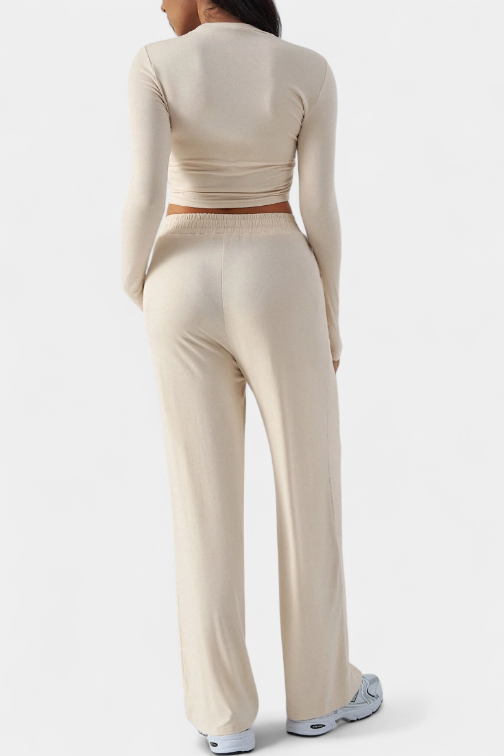 Paola Elastic-Fit Viscose Yoga Set with Round Neck