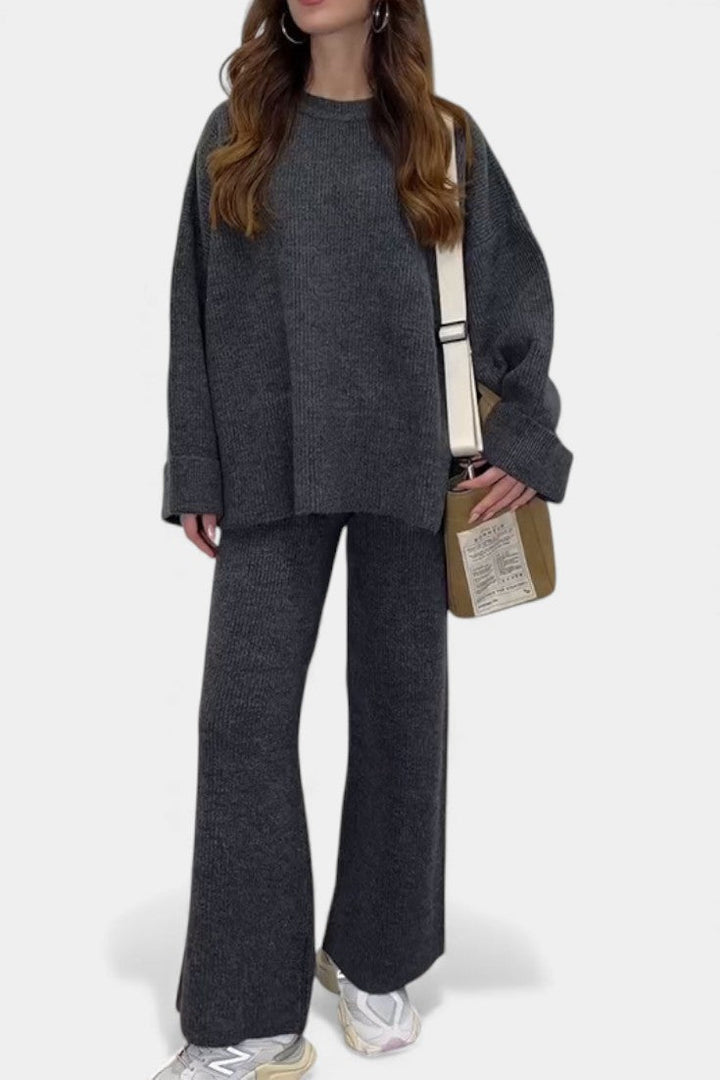 Emma Relaxed Outfit with Round Neck Top and Flowing Pants