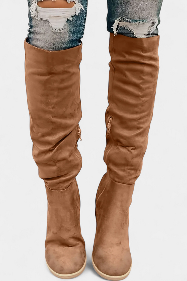 Fiorella Chunky Heeled Round Toe Boots