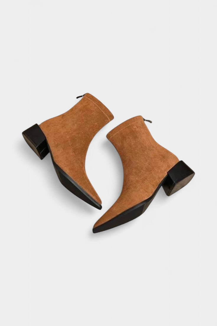 Eva Stylish and Cozy Heeled Boots
