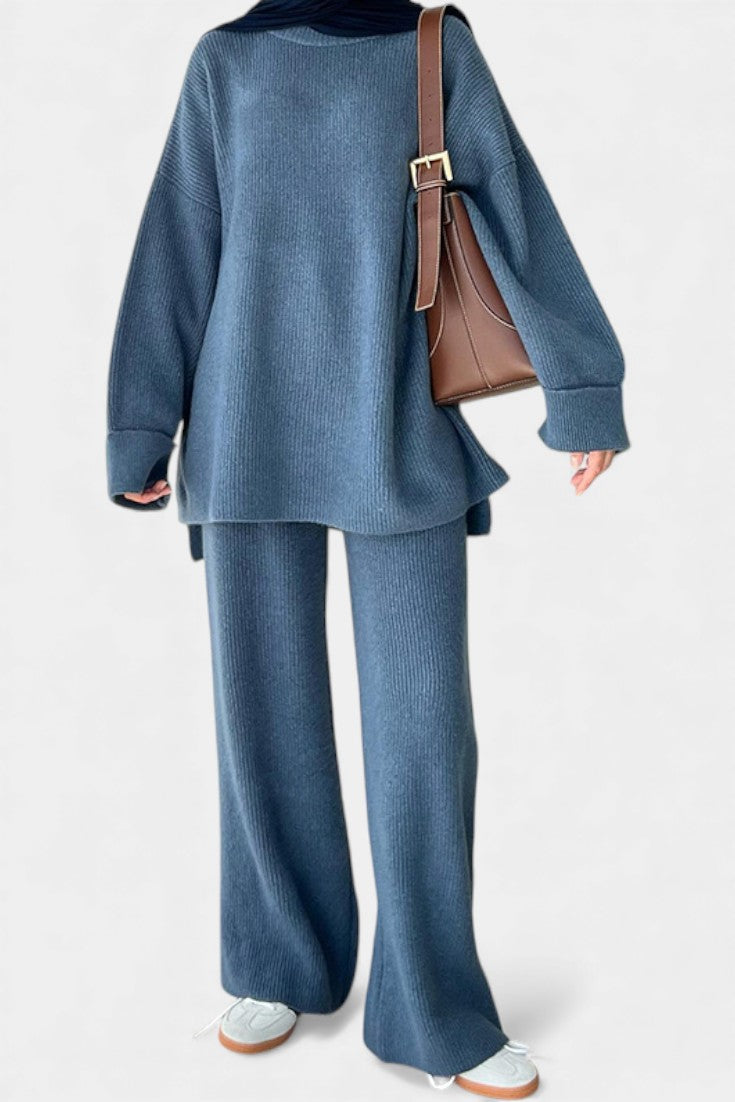 Emma Relaxed Outfit with Round Neck Top and Flowing Pants