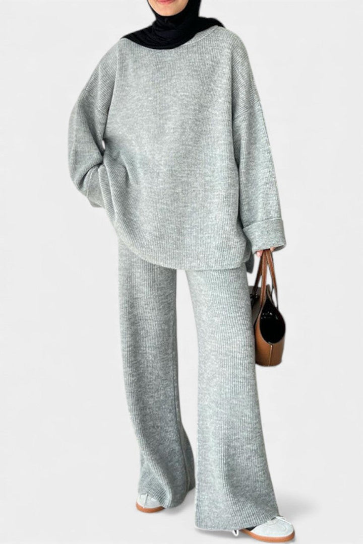 Emma Relaxed Ensemble with Round Neckline and Flowing Pants