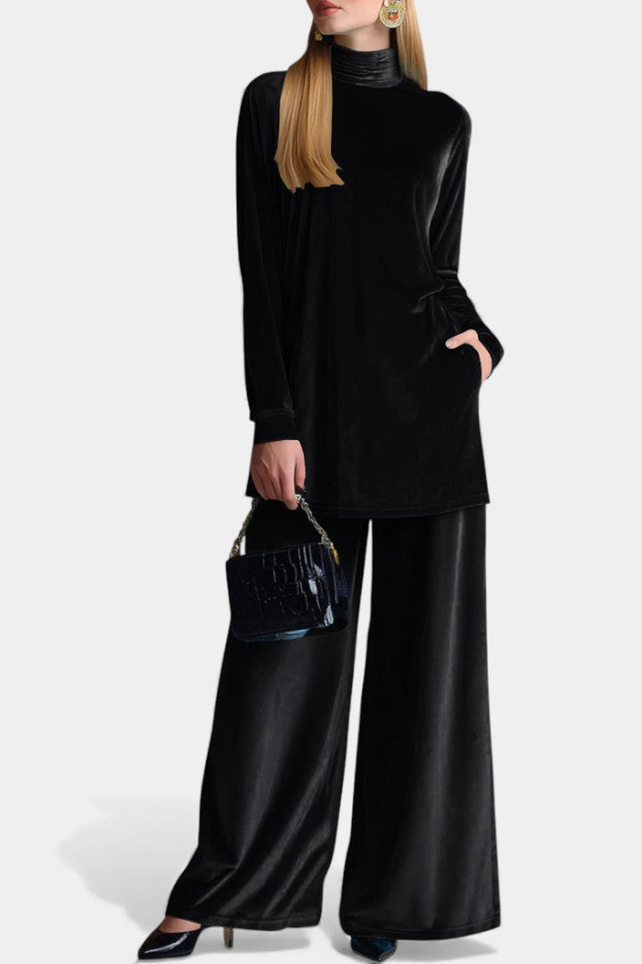 Cesarina Velvet High-Top Sneakers and Split Pants with High Collar
