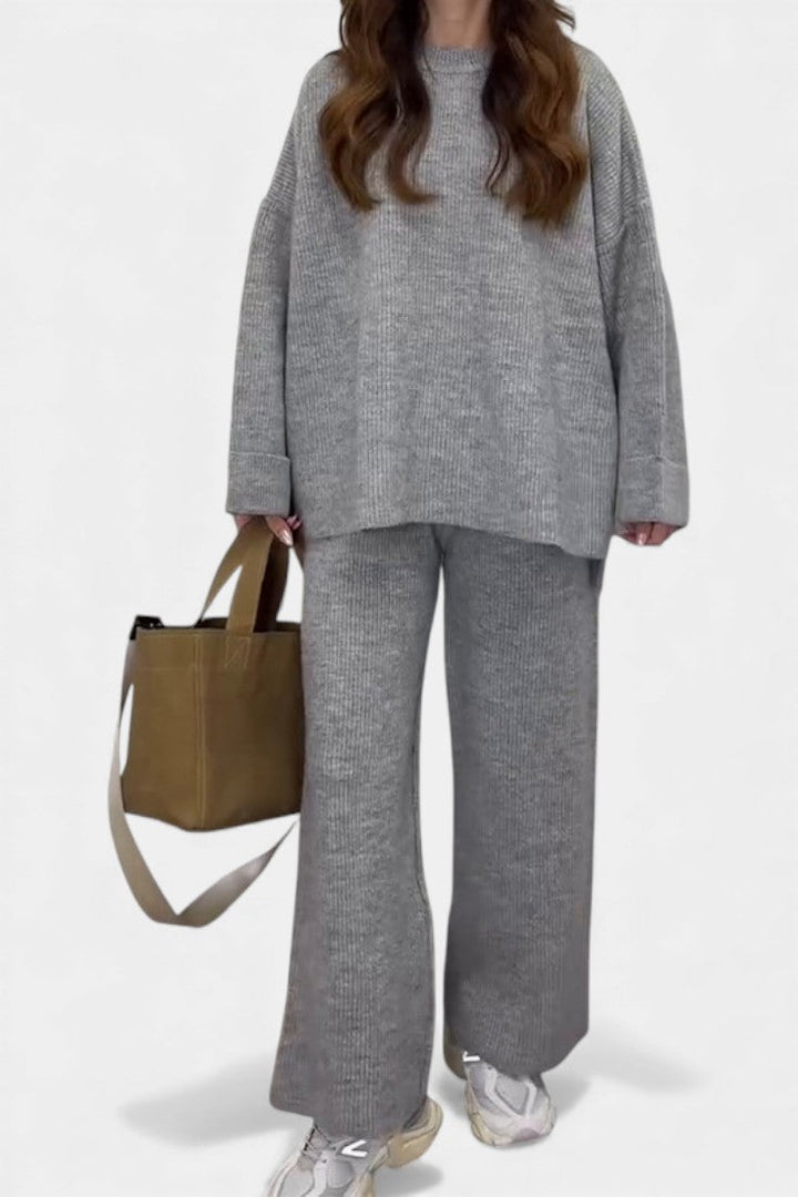 Emma Relaxed Outfit with Round Neck Top and Flowing Pants