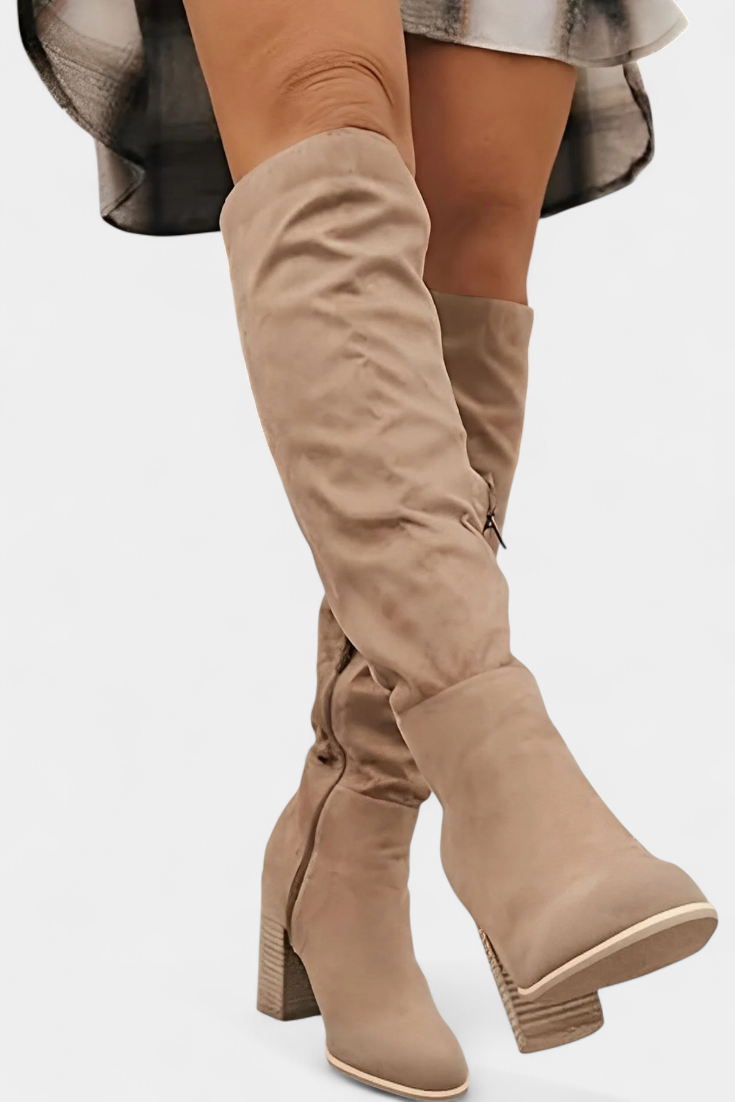 Fiorella Chunky Heeled Round Toe Boots