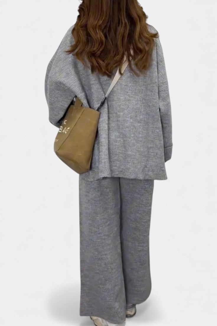 Emma Relaxed Outfit with Round Neck Top and Flowing Pants