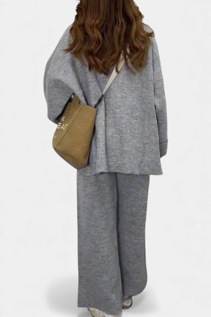 Emma Relaxed Outfit with Round Neck Top and Flowing Pants