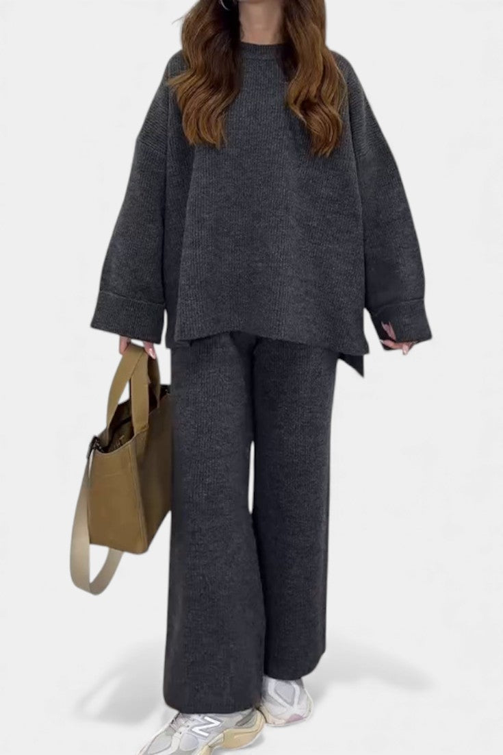 Emma Relaxed Ensemble with Round Neckline and Flowing Pants