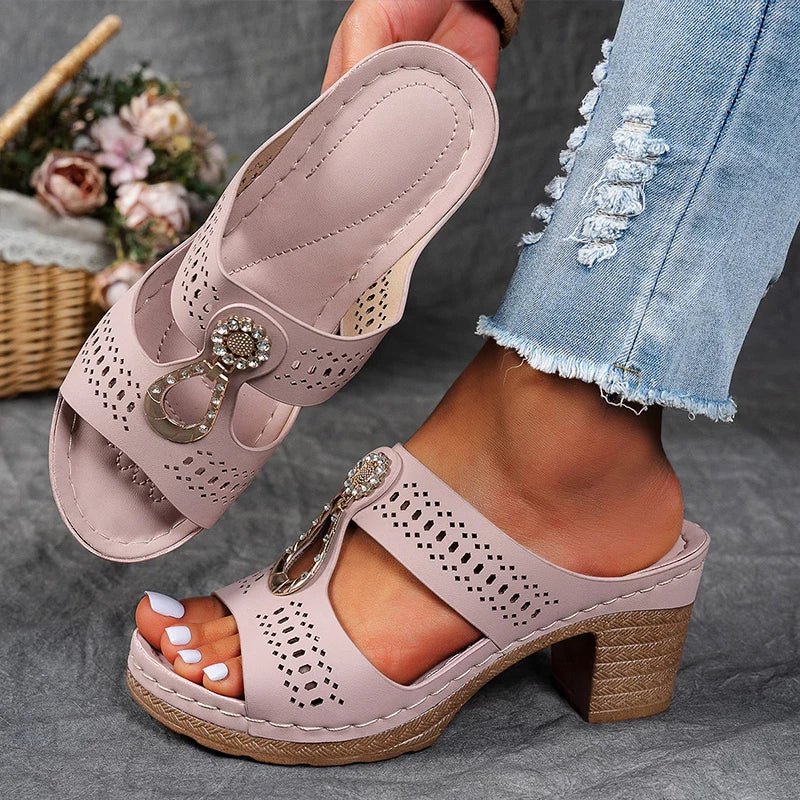 Carla | CHIC ORTHOPEDIC SANDALS
