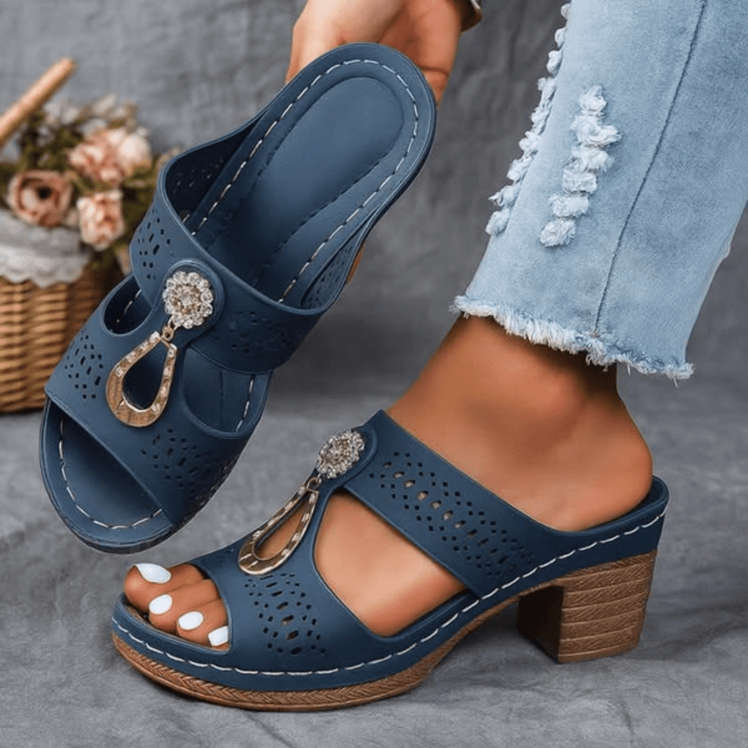Carla | CHIC AND COMFORTABLE ORTHOPEDIC SANDALS