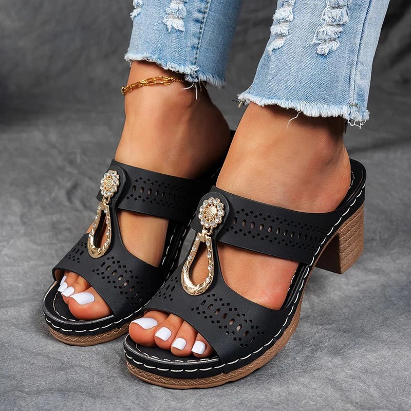 Carla | CHIC ORTHOPEDIC SANDALS