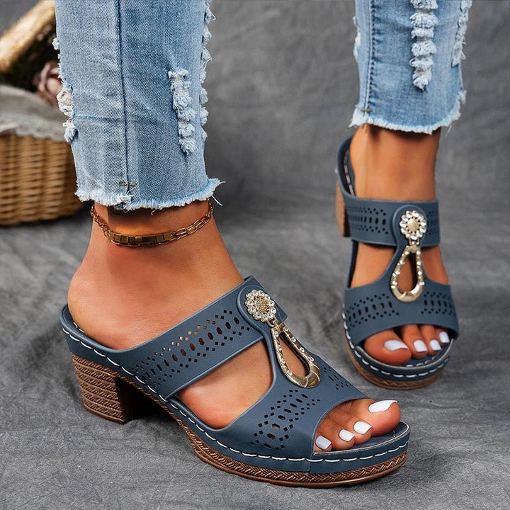 Carla | CHIC ORTHOPEDIC SANDALS