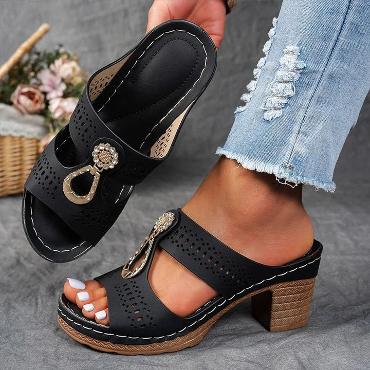 Carla | CHIC AND COMFORTABLE ORTHOPEDIC SANDALS