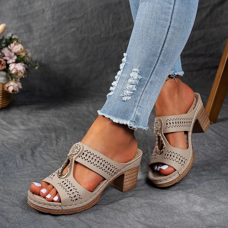 Carla | CHIC AND COMFORTABLE ORTHOPEDIC SANDALS