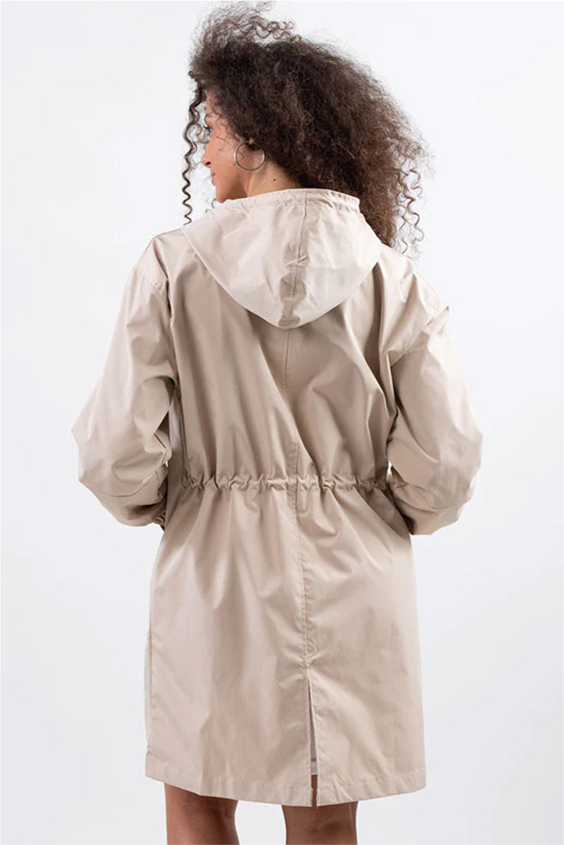 Giovanna | Oversized Water-Repellent Windbreaker